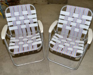 Vintage Aluminum Lawn Chairs  Set of 2