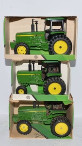 ERTL John Deere Tractor Models - Set of 3 - Row-Crop and MFWD Tractors