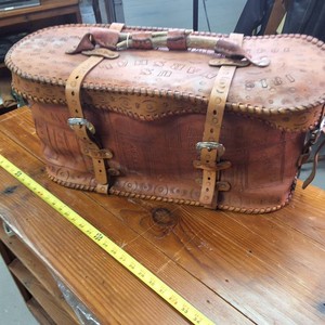 Vintage Style hand-tooled thick leather vanitytrain case