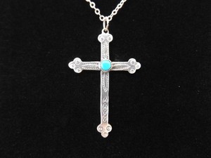 .925 Sterling Silver Hand Hammered Turquoise Cabochon Cross Pendant Necklace