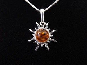 .925 Sterling Silver Amber Cabochon Sun Pendant Necklace