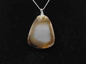 .925 Sterling Silver Agate Cabochon Pendant Necklace