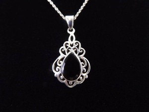 .925 Sterling Silver Black Onyx Cabochon Pendant Necklace