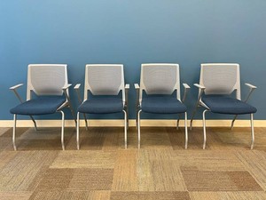Haworth Office Conference Chairs With Arms (Lot of 4)