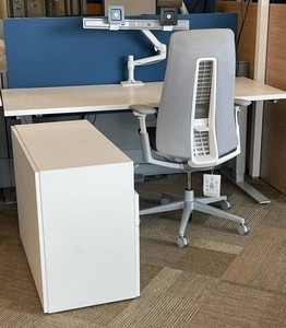 Haworth Fern Executive Chair, Desk, Pedestal & Monitor Arm
