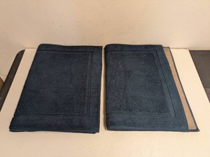 (2) MEMORY FOAM BATH MAT NAVY