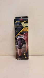NEW 3M FUTURO ADJUSTABLE HINGED KNEE BRACE