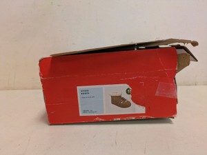 NEW CAT & JACK KIDS HYDE BOOTS SIZE 11 BROWN