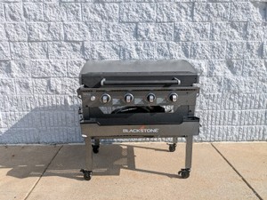 NEW BLACKSTONE PATIO COLLECTION 4-BURNER GRIDDLE WITH HARD COVER