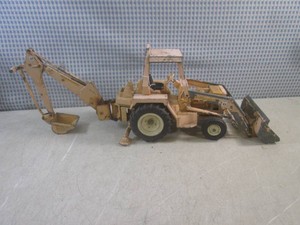 (BSB) Vintage Ertl International Backhoe Loader - Rough Condition / For Parts/Repair