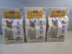 (CS) 3 - 3.15 Pound Bags of Gourmet Medley Dry Cat Food Best by Feb 2027