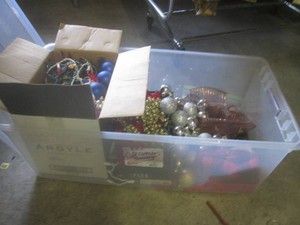 (G-1) Large Tote of Assorted Christmas Decor with Lid