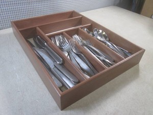 (EW3) Silverware in Wood Drawer Tray