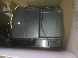 (EW4) Large HP Printer with Cords and Box of Ink Cartridges