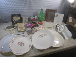 (BR3) Assorted This and That Some Vintage