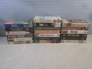 (BR3) Assorted VHS Movies