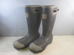 (CS) Pair of Clam IceArmor Sub Zero Rubber Ice Fishing Boots 1200g Thinsulate Size 12