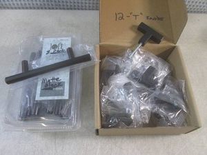 (EC1) 8 DrawerCabinet Pulls 5 14 (3 Center to Center) and 12 T Knobs