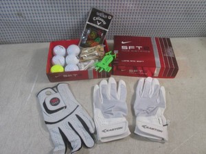 (EC1) Golf Gloves, Balls, Tees and Markers