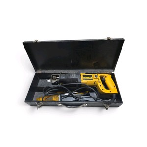 DeWalt DW304 Corded Reciprocating Saw