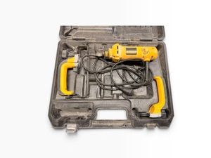 DEWALT Corded Reciprocating Saw & DW660 Cut-Out Tool Set with Hard Case - Working