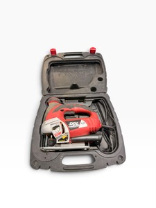 SKIL 4690 6-Amp Variable-Speed Orbital Jigsaw with Laser, Blades & Case - working