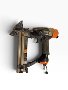 Freeman P4FRFNCB 4-in-1 Pneumatic Mini Flooring Nailer & Stapler