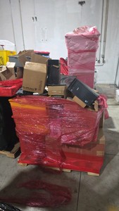 Amazon Mystery Pallet Loaded  Resellers Dream  Plus Grandfather Clock
