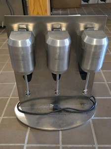 AvaMix ADM3 Freestanding Triple Spindle Drink Mixer  Milkshake Machine (1200W)