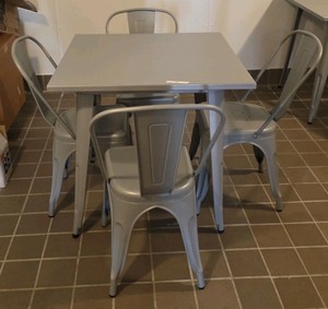 Commercial Square Metal Dining Table Set with 4 Metal Bistro Chairs (Silver  Metallic Grey)