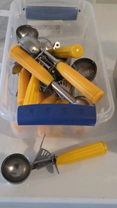 11-commercial ice cream scoops