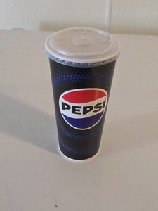 Pepsi branded 24 oz cups with lids (75% full box)