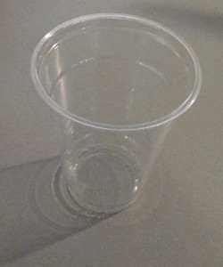 16 oz clear plastic cold cups (60% full box)
