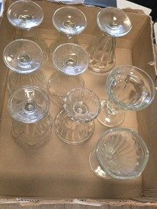 9-Lot of 4 and 5 sundae glasses