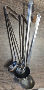set of 1 oz and 4 oz ladles