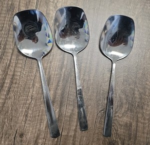 3-8.5 in serving spoons