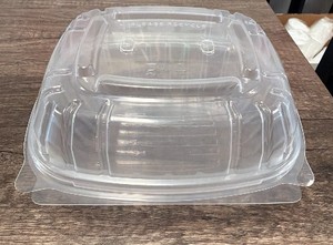 brand new box of 450 clamshells 6X6