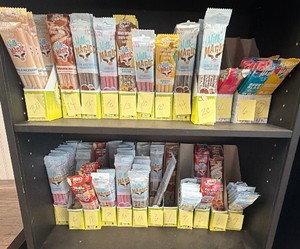 milk, magic straws, assorted flavors