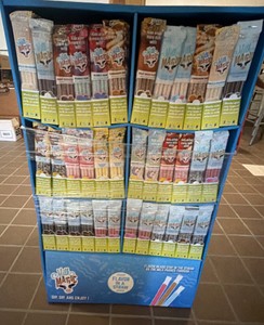 Milk magic straw display