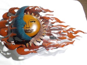 Metal SunMoon Dcor 27 x 16