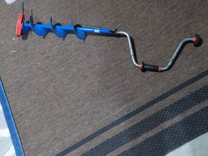 Ice Auger Strike Master- Looks Unused