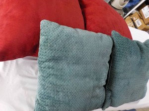 4 Pillows