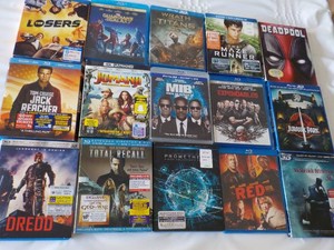 15 Blu-Rays DVDs