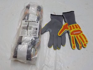 6 Paid Sandy Foam Nitrite Coated Impact Resistant Gloves