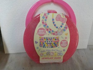 Hello Kitty and Friends Jewelry Kit