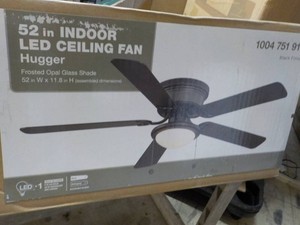 52 Indoor LED Ceiling Huggar Fan with Light