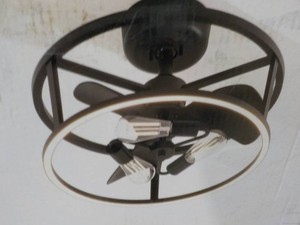 Feit 3 Light Ceiling Fan