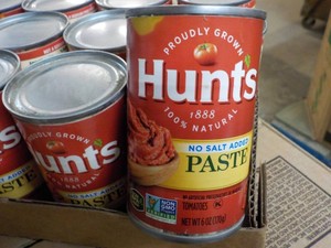 Case of 24 Hunts 6 oz No Salt Added Tomato Paste
