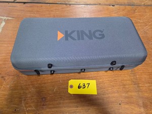 (8) Sturdy Zippered Case, 21.5x10...
