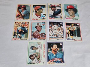 Lot of 10 Vintage Stars Baseball Cards Featuring Players like Pete Rose, Carl Yastrzemski, and Gary Carter from the 1970s